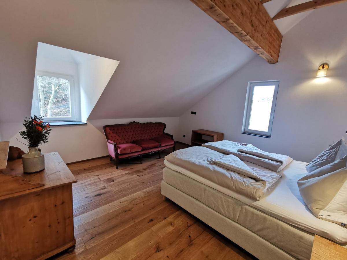 Alte Baeckerei Apartment Bescheid Luaran gambar