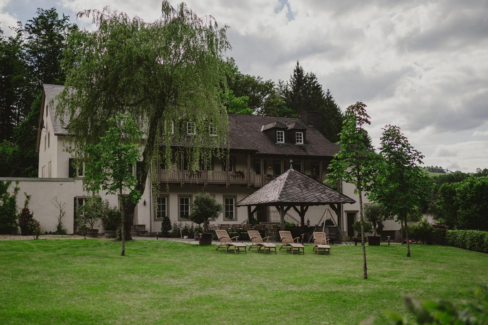 Alte Baeckerei Apartment Bescheid Luaran gambar