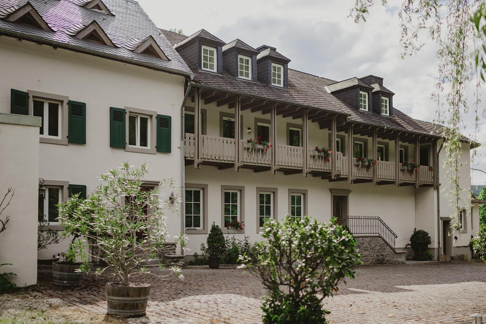 Alte Baeckerei Apartment Bescheid Luaran gambar